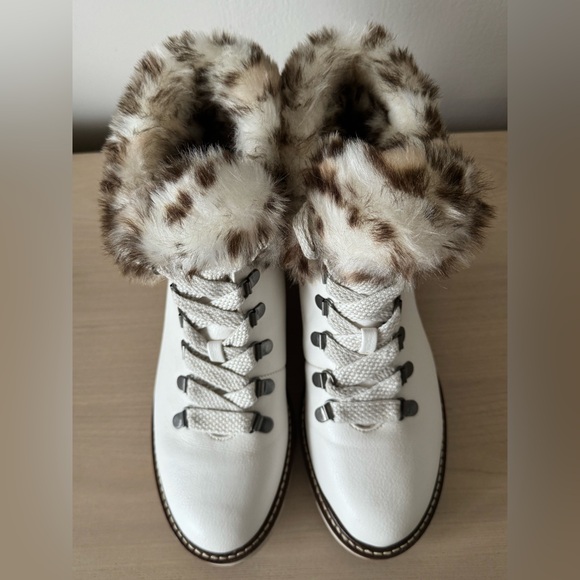 White Mountain Glamorous White Fur-Lined Ankle Boots. / Size 9 - Picture 2 of 13